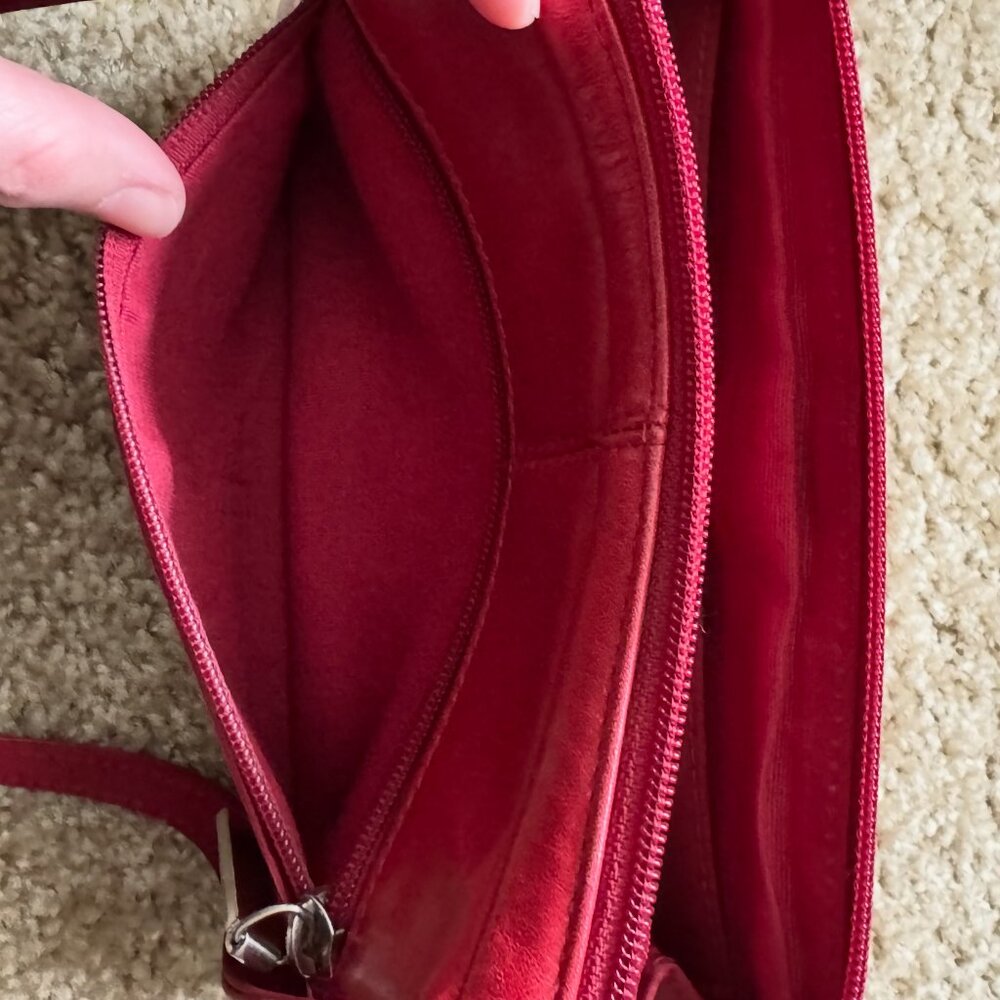 HOBO Red Leather Crossbody Wallet Organizer Zip-Around Mini Bag - Picture 12 of 13